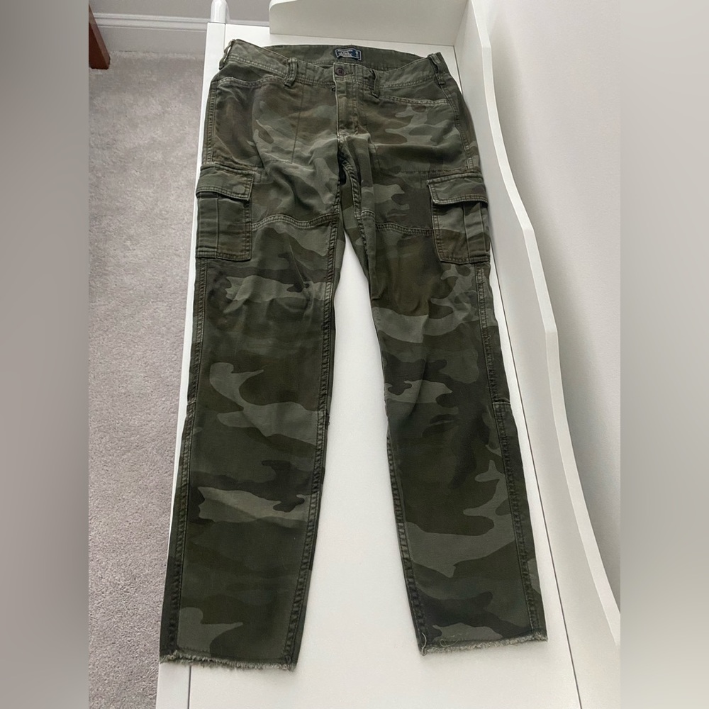 Abercrombie & Fitch Low Rise Green Camo Slim Boyfriend Jeans